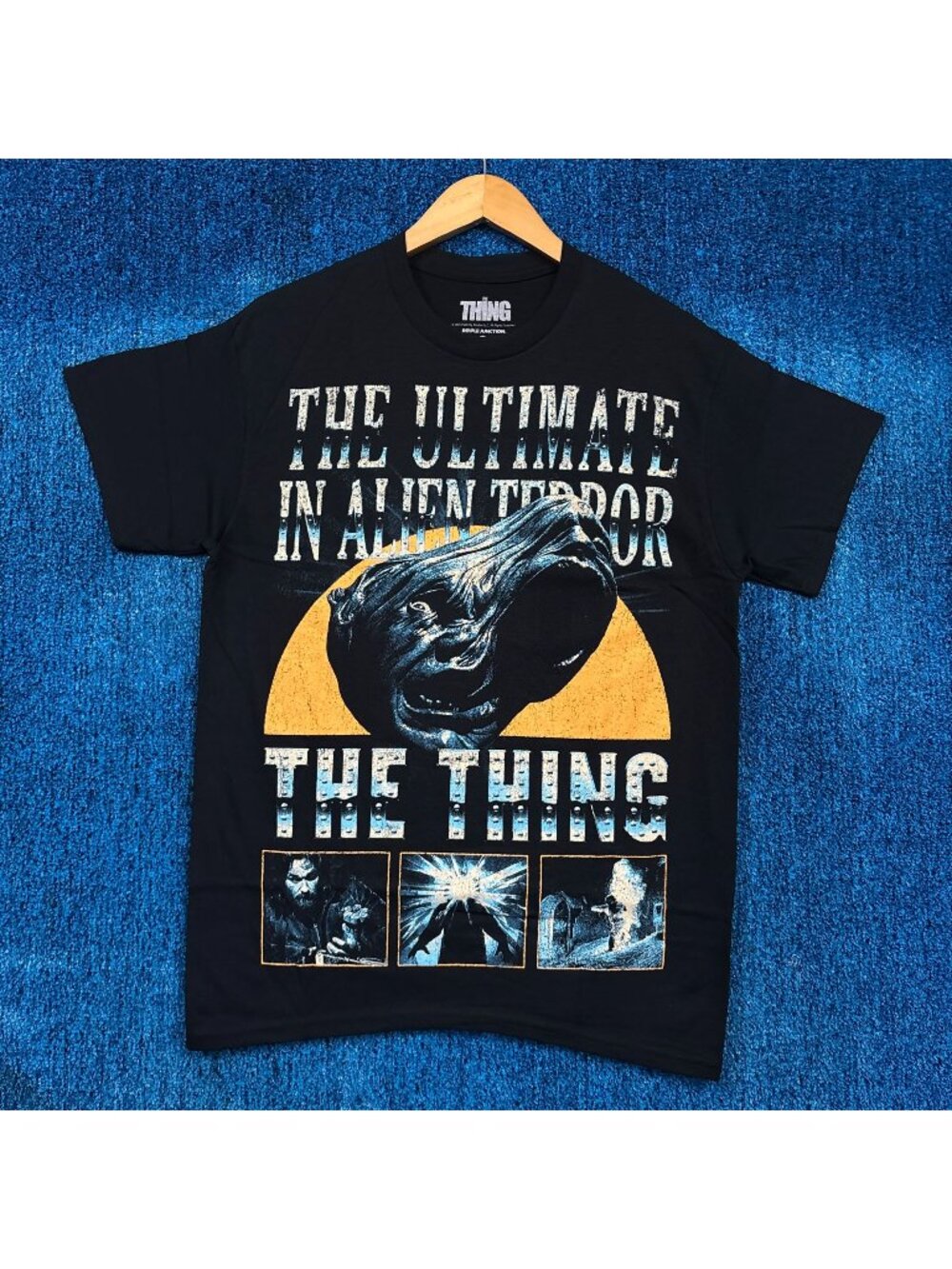 The Thing Catchline The Ultimate in Alien Terror Movie Tee M
